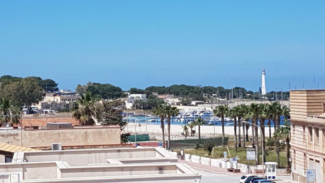 Azul Apartment Con Vasca Idromassaggio San Vito Lo Capo Luaran gambar